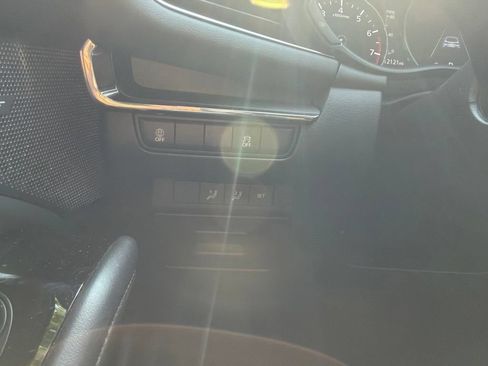 Used 2022 MAZDA MAZDA3 s AWD/4WD image 17