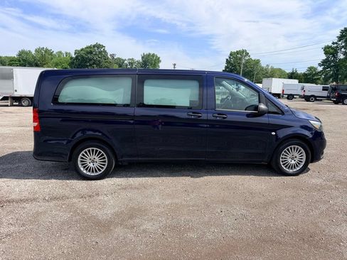 Used 2022 Mercedes-Benz Metris image 8