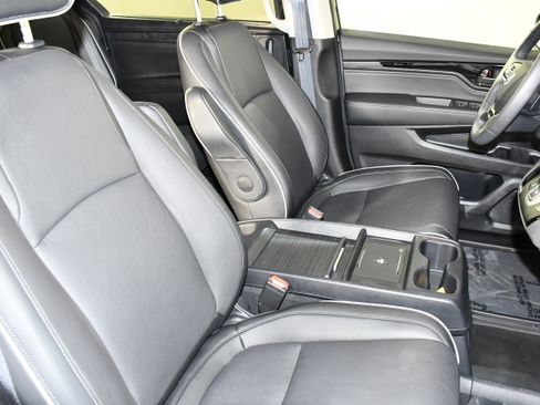 Certified 2025 Honda Odyssey Touring image 44
