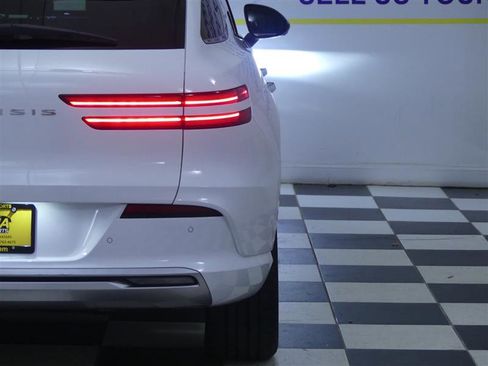 Used 2025 Genesis Electrified GV70 Advanced w/ Prestige Package image 39