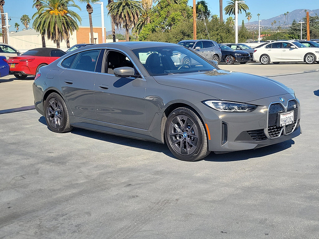 Used 2023 BMW i4 eDrive35 RWD image 4