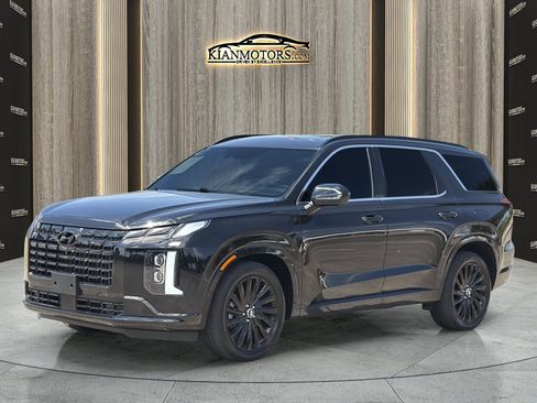 Used 2024 Hyundai Palisade Calligraphy AWD/4WD image 3
