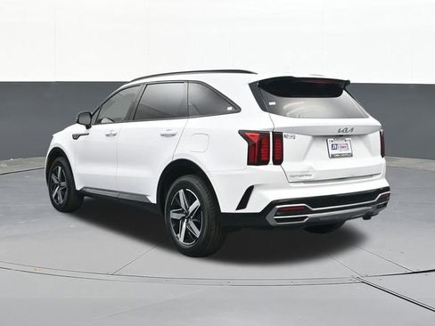 Used 2023 Kia Sorento EX w/ Panoramic Sunroof Package image 10