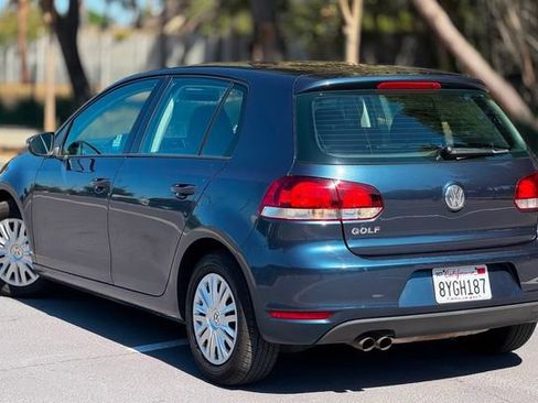 Used 2013 Volkswagen Golf 4-Door FWD image 10