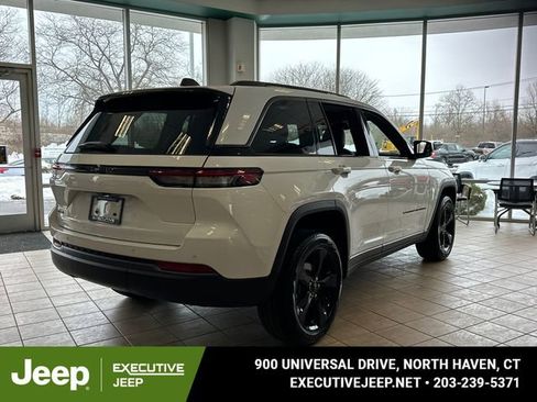 New 2026 Jeep Grand Cherokee Limited w/ Limited Altitude Package image 2
