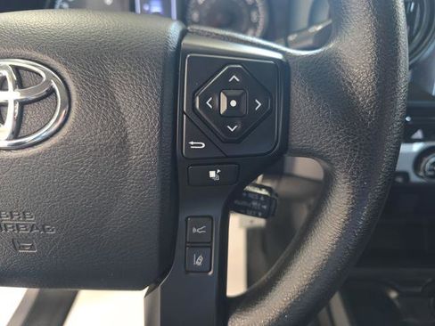 Used 2018 Toyota Tacoma SR RWD image 15