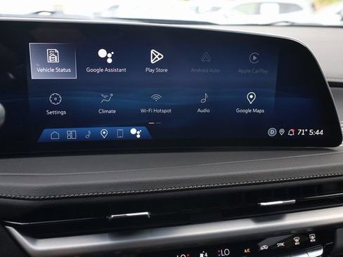 Used 2024 Cadillac XT4 Premium Luxury w/ Cold Weather Package image 21