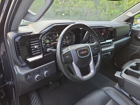 Used 2025 GMC Sierra 1500 SLT RWD image 16