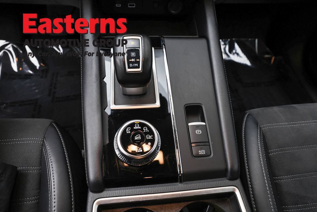 Used 2024 Mitsubishi Outlander SE AWD/4WD image 15