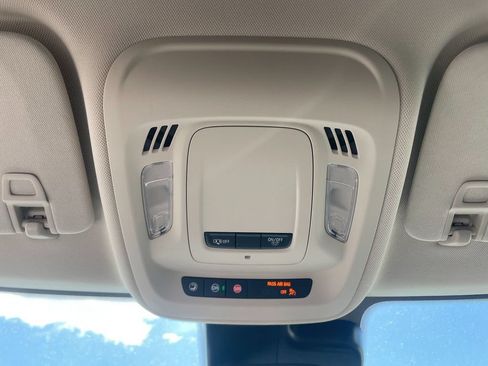 Used 2023 Buick Envision Preferred FWD image 23