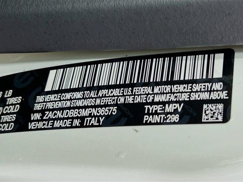 Used 2021 Jeep Renegade Latitude AWD/4WD image 33