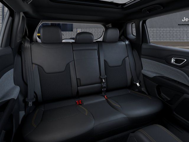 New 2026 Jeep Compass Latitude AWD/4WD image 15