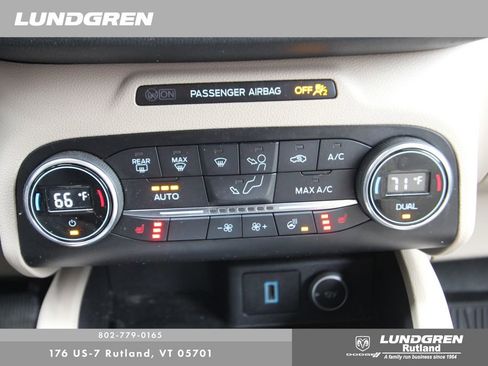 Used 2020 Ford Escape Titanium w/ Titanium Premium Package 2.0 image 23