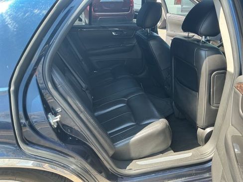 Used 2009 Cadillac DTS FWD image 24