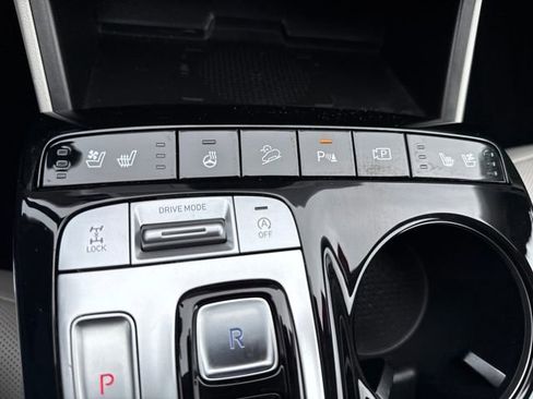 Used 2022 Hyundai Tucson Limited image 28