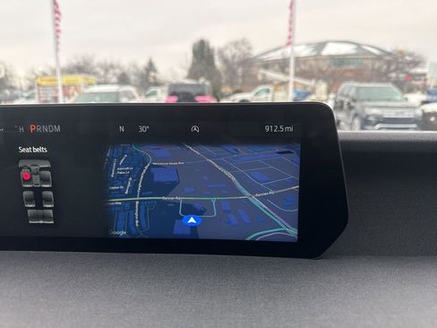 Used 2025 Ford Expedition Active image 23