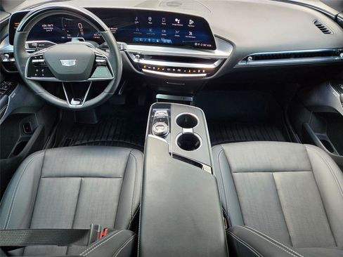 Used 2024 Cadillac Lyriq Sport RWD image 13