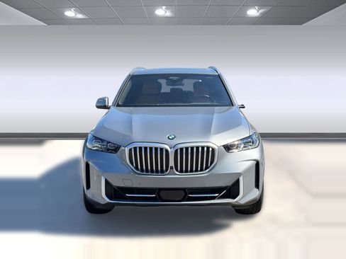 Certified 2026 BMW X5 xDrive40i w/ Climate Comfort Package AWD/4WD image 6