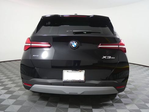Used 2026 BMW X3 xDrive30i w/ Premium Package AWD/4WD image 4