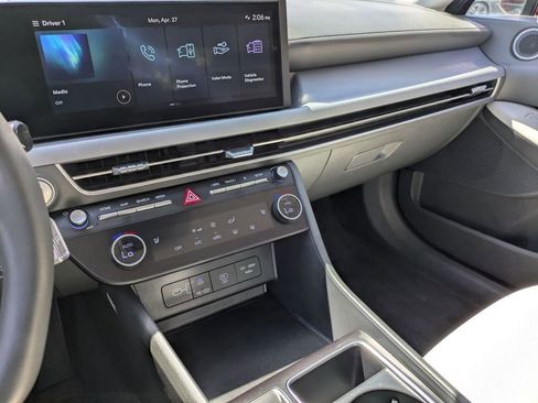 Used 2025 Hyundai Sonata SEL FWD image 20
