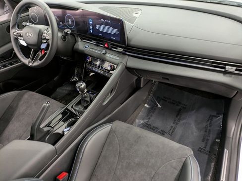 Used 2025 Hyundai Elantra N image 31
