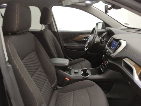Used 2020 GMC Terrain SLE w/ Elevation Edition FWD image 21