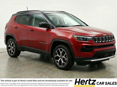 Used 2025 Jeep Compass Limited image 1