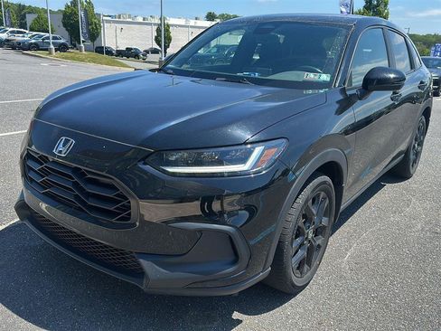 Used 2024 Honda HR-V Sport image 3