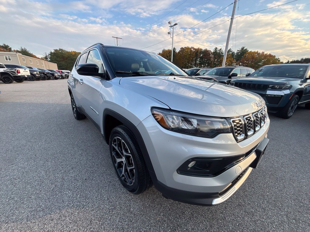 Certified 2024 Jeep Compass Limited w/ Sun and Sound Group AWD/4WD image 7