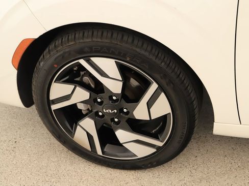 Used 2023 Kia Soul GT-Line image 28