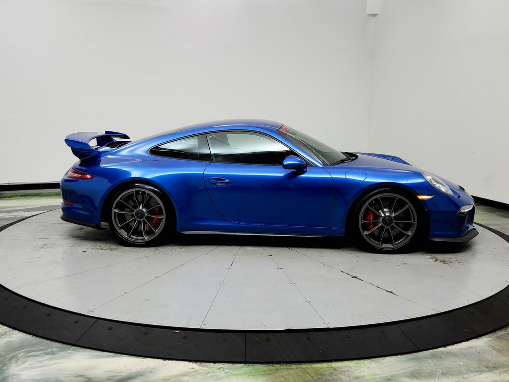 Used 2015 Porsche 911 GT3 RWD image 4