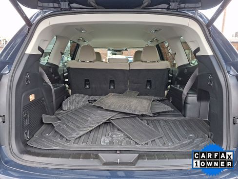 Used 2024 Subaru Ascent Premium w/ Convenience Package AWD/4WD image 31