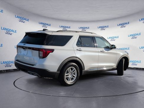 New 2025 Ford Explorer Active w/ Active Comfort Package image 4