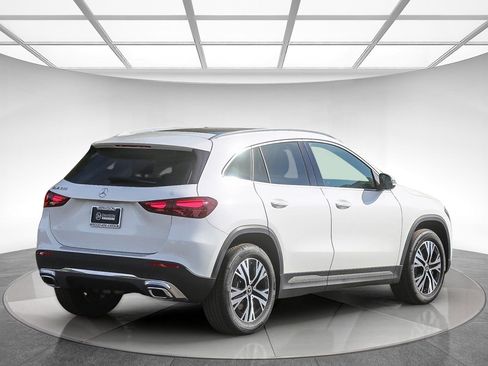 New 2026 Mercedes-Benz GLA 250 image 4