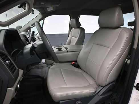 Used 2022 Ford F250 XL w/ Power Equipment Group image 23