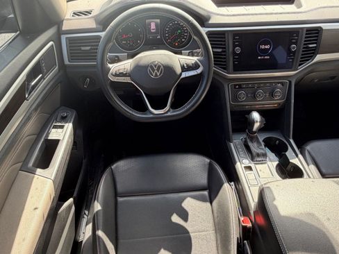 Used 2021 Volkswagen Atlas SE w/ Towing Package FWD image 13