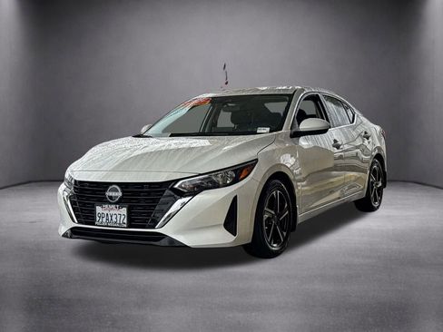 Used 2024 Nissan Sentra SV w/ All-Weather Package image 9