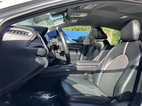 Used 2023 Toyota Camry SE image 14