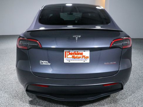Used 2023 Tesla Model Y Performance AWD/4WD image 8