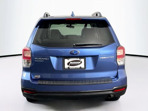 Used 2018 Subaru Forester 2.5i Premium w/ All-Weather Package AWD/4WD image 10