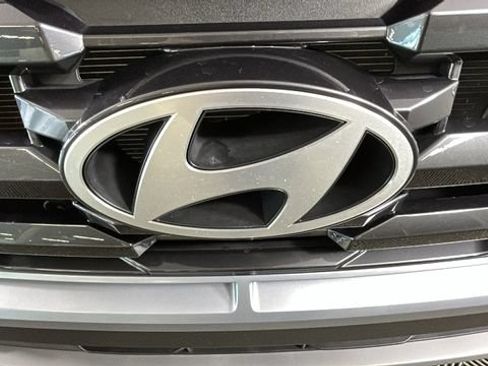 Certified 2025 Hyundai Tucson SEL AWD/4WD image 8