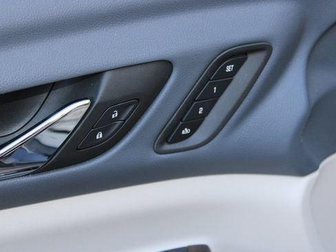 Used 2023 GMC Acadia Denali w/ Black Diamond Edition image 23