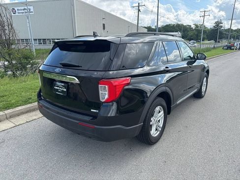Used 2020 Ford Explorer XLT AWD/4WD image 3