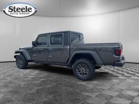 New 2025 Jeep Gladiator Sport image 3