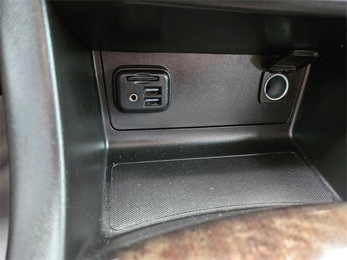 Used 2022 GMC Canyon Elevation w/ Elevation Premium Package image 26