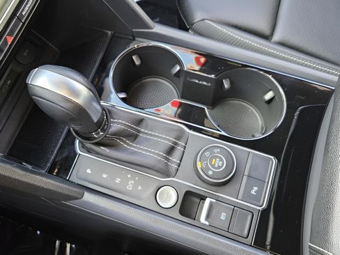 Used 2022 Volkswagen Atlas Cross Sport SEL R-Line w/ Cross Sport MDO Package image 24