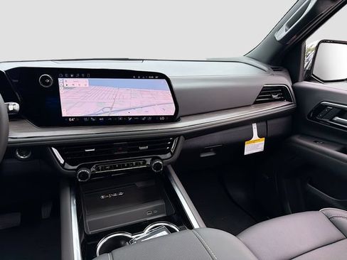 New 2026 Chevrolet Tahoe Premier w/ Sun And Tow Package AWD/4WD image 26