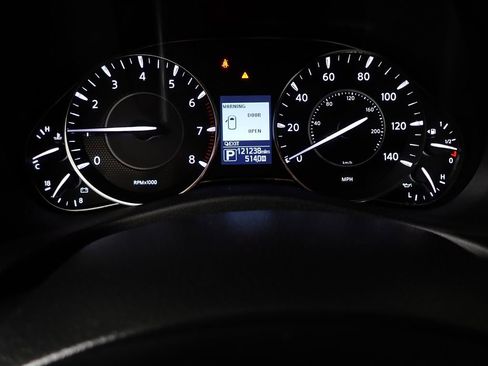 Used 2019 Nissan Armada Platinum w/ Captain's Chairs Package image 31