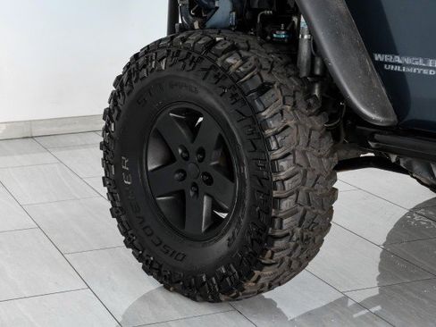 Used 2008 Jeep Wrangler Unlimited Rubicon w/ Dual Top Group AWD/4WD image 51