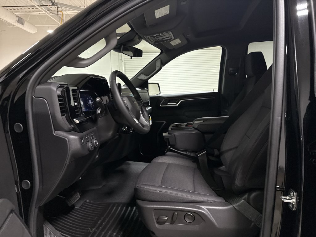 New 2026 Chevrolet Silverado 1500 RST w/ Z71 Off-Road Package AWD/4WD image 20